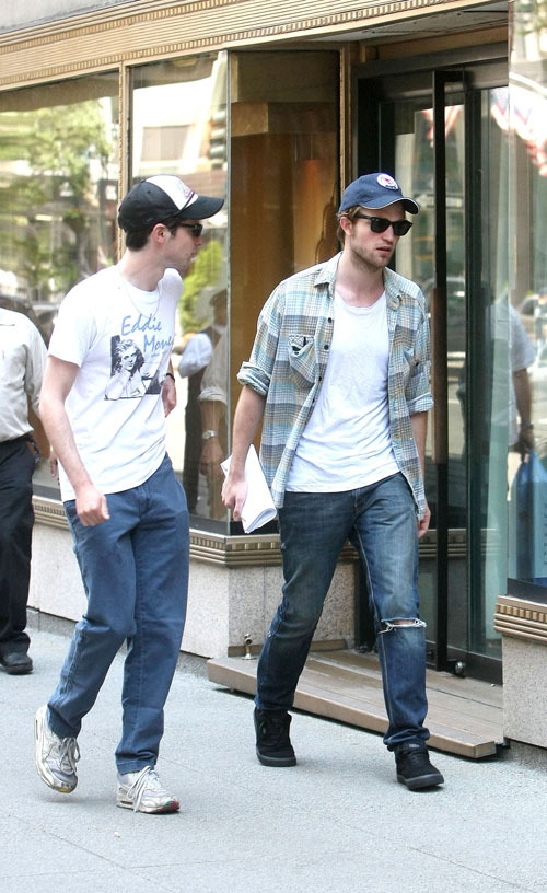 robert-pattinson-679-6.jpg