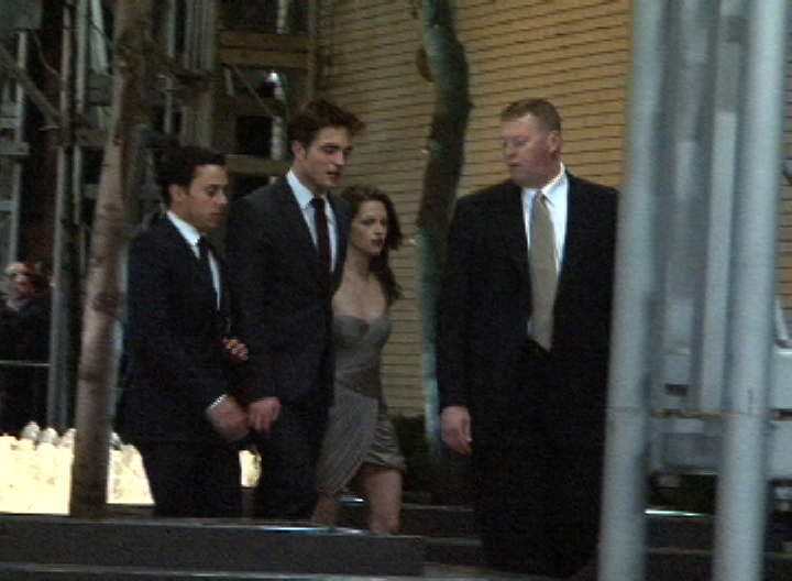deixando_premiere_wfe_kristen_008.jpg deixando_premiere_wfe_kristen_008.jpg